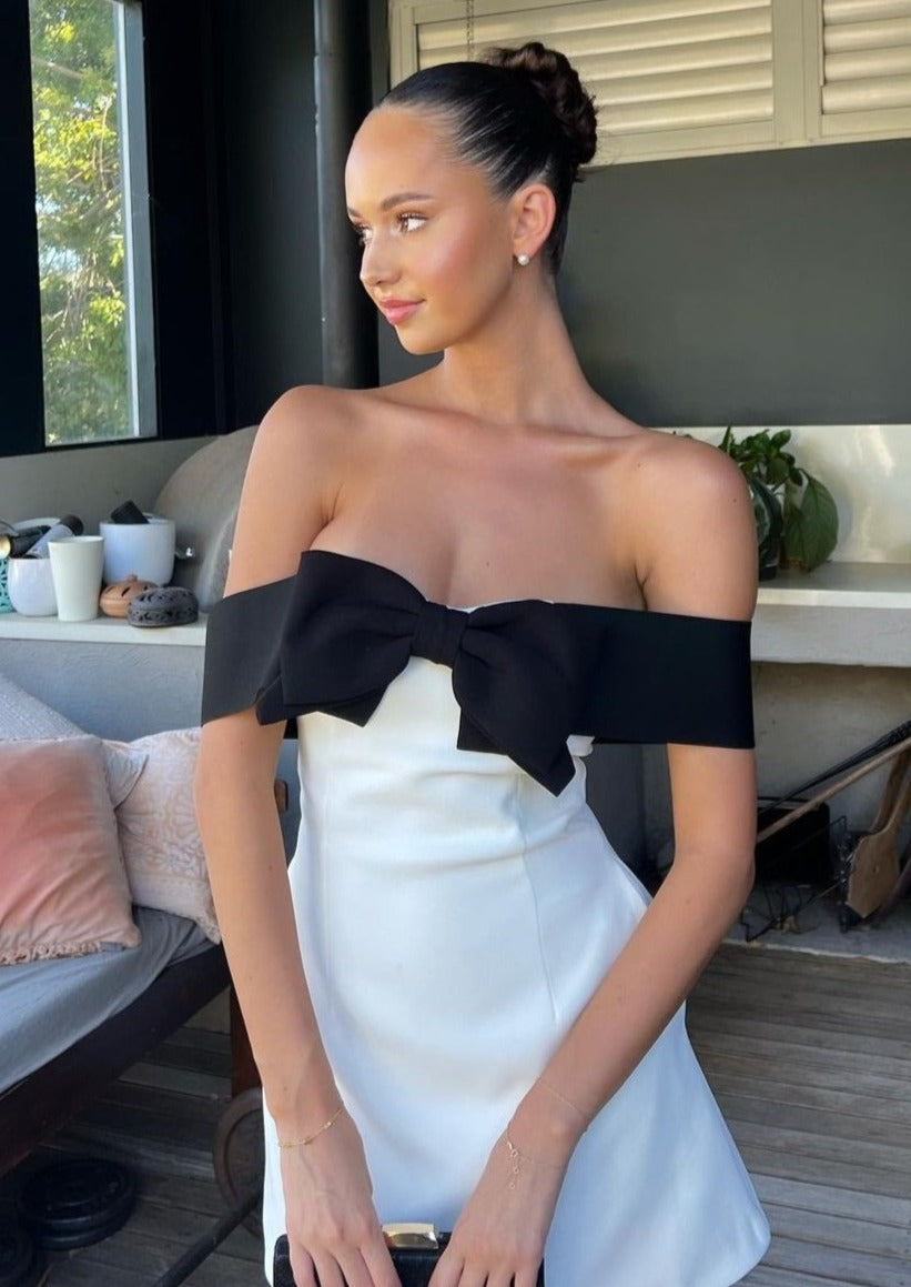 Margot Dress | Off Shoulder Bow Mini White Black Strapless Dress Yojani Boutique Margot Dress | Off Shoulder Bow Mini White Black Strapless Dress Yojani Boutique