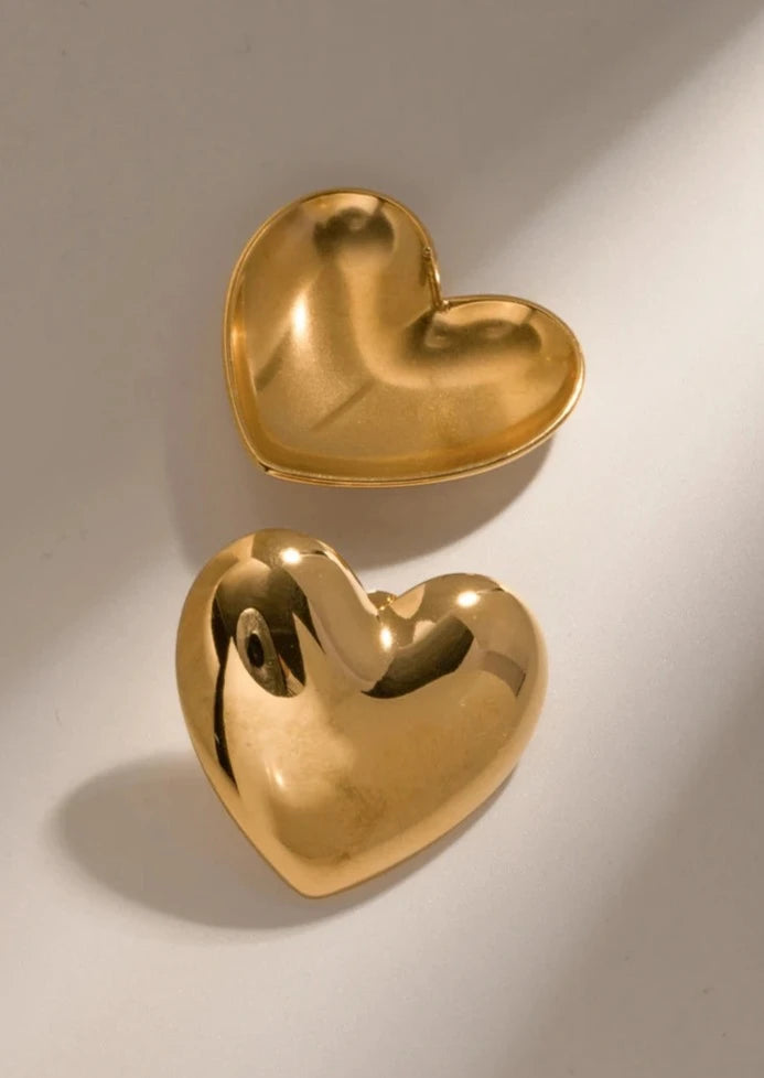 Amor Earrings - Gold